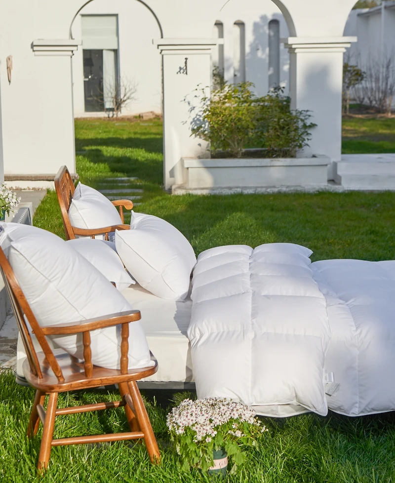 Royal Elite Fluffy Kapok Down All Season Comforter
