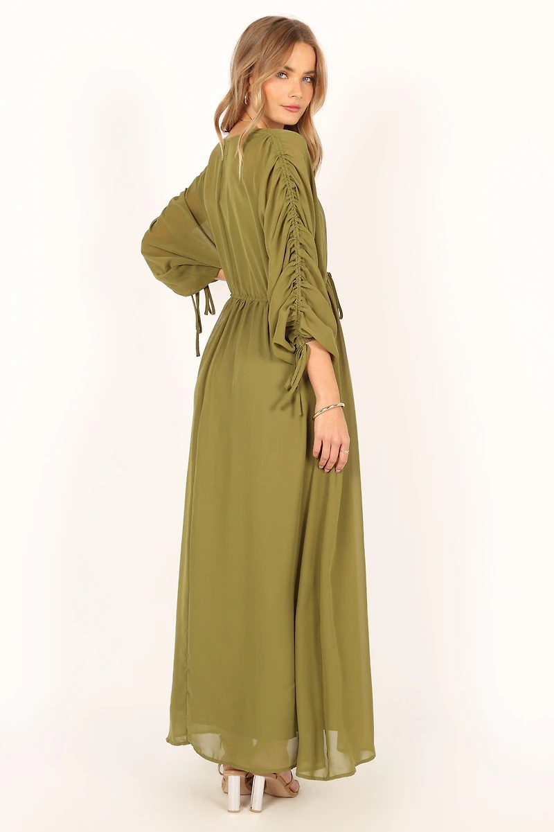 Petal and Pup Women's Ramona Long Sleeve Maxi Dress