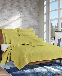 J by Queen Cayman Quilt, Full/Queen