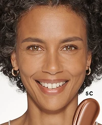 Futurist Soft Touch Brightening Skincealer Concealer with Vitamin C