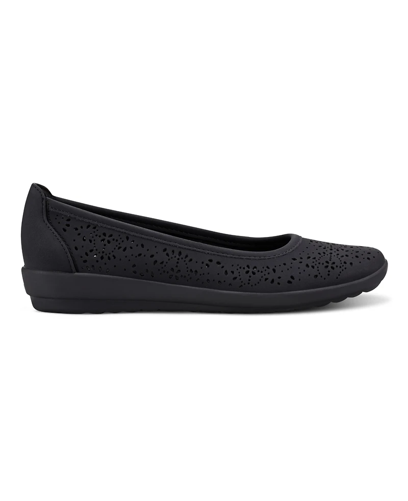 Easy Spirit Women's Alessia Slip-On Ballet Flats