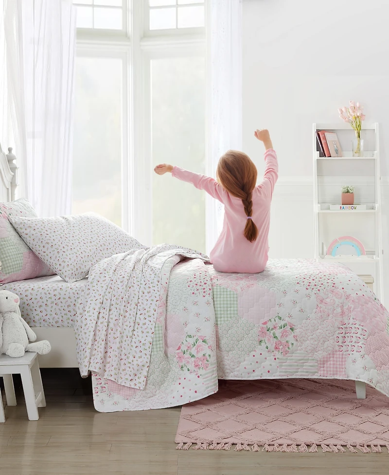 Laura Ashley Kids Ellyn Reversible 2 Piece Quilt Set, Twin