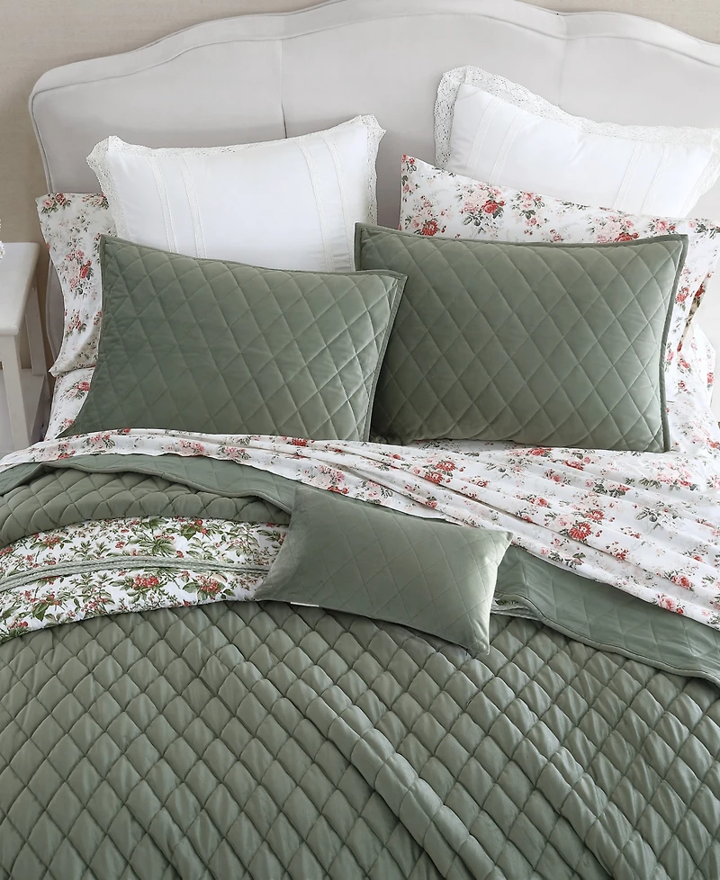 Laura Ashley Solid Diamond Stitch Velvet 3-Piece Quilt Set, Twin
