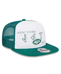 Men's New Era White, Green New York Jets Banger 9FIFTY Trucker Snapback Hat