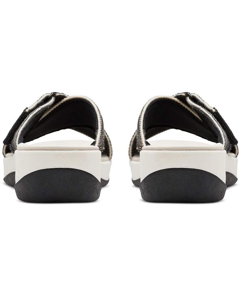 Clarks Women's Cloudsteppers Arla Wave Sandals