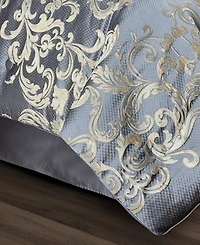J Queen New York Dicaprio 4 Pc. Comforter Set