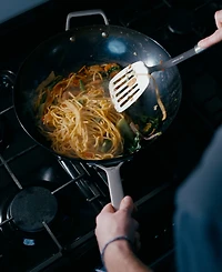 Saveur Selects Carbon Steel 14" Wok