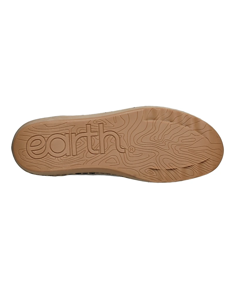 Earth Women's Landen Slip-on Round Toe Casual Ballet Flats