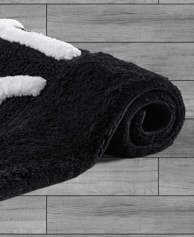 Jean Pierre Tufted Bath Rug, 21" x 34"