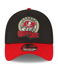 Men's New Era Black Tampa Bay Buccaneers 2022 Salute To Service 39THIRTY Flex Hat