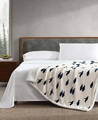 Eddie Bauer Emperor Penguin Print Sherpa Throw, 50" x 60"
