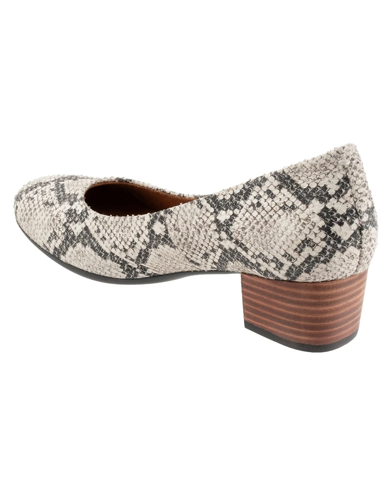 Women's Softwalk Lynn Pumps