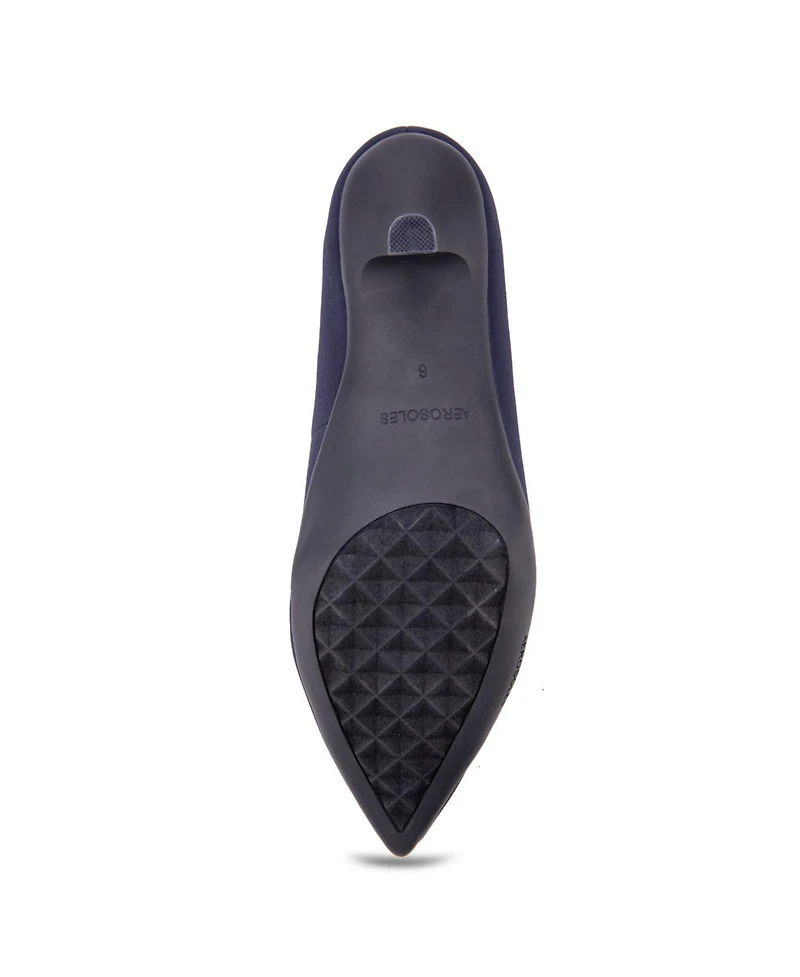 Aerosoles Women's Ludlow Closed Toe Kitten Heel