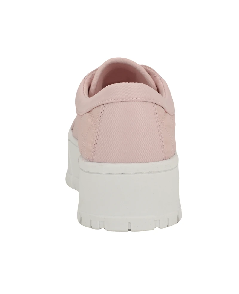 Guess Women's Tesie Tread Bottom Platform Lace Up Sneakers