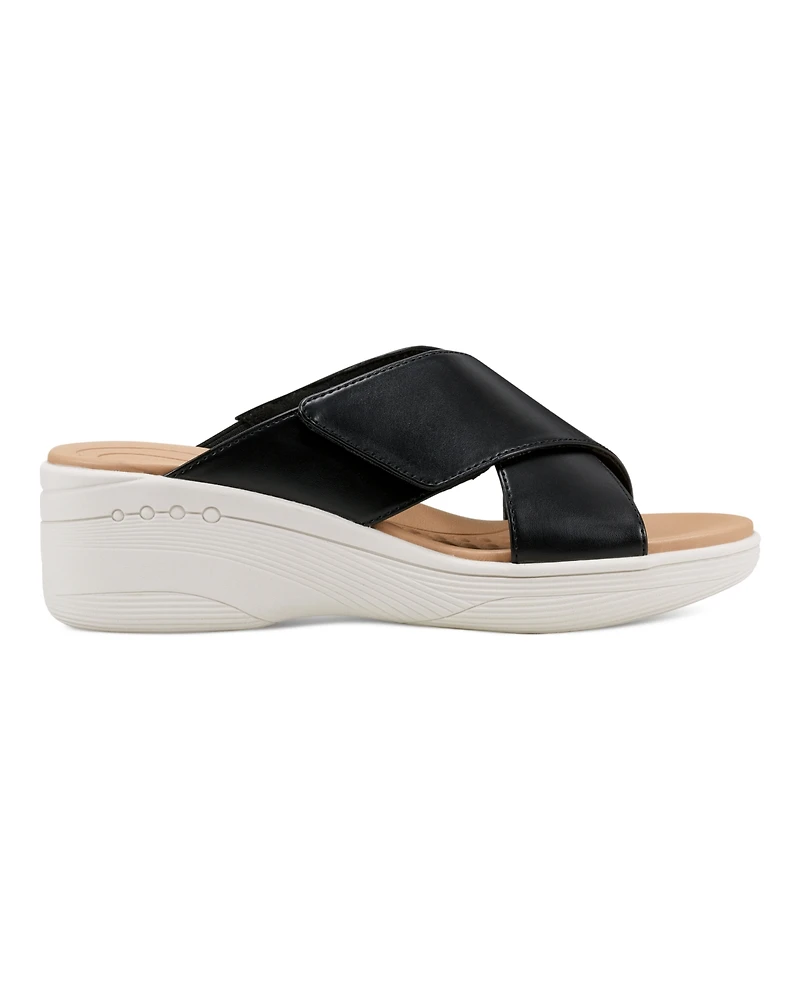 Easy Spirit Women's Bindie Crisscross Lightweight Wedge Sandals