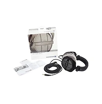 Beyerdynamic Dt-990 Pro Acoustically Open Headphones (250 Ohms)