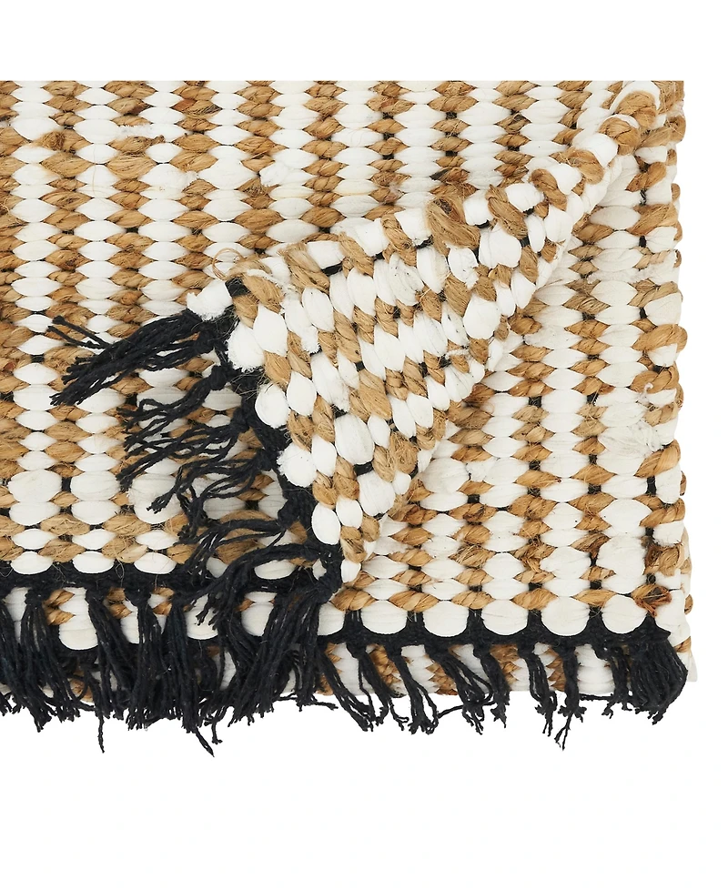Saro Lifestyle Chunky Chindi Fringed Table Runner, 16"x72"