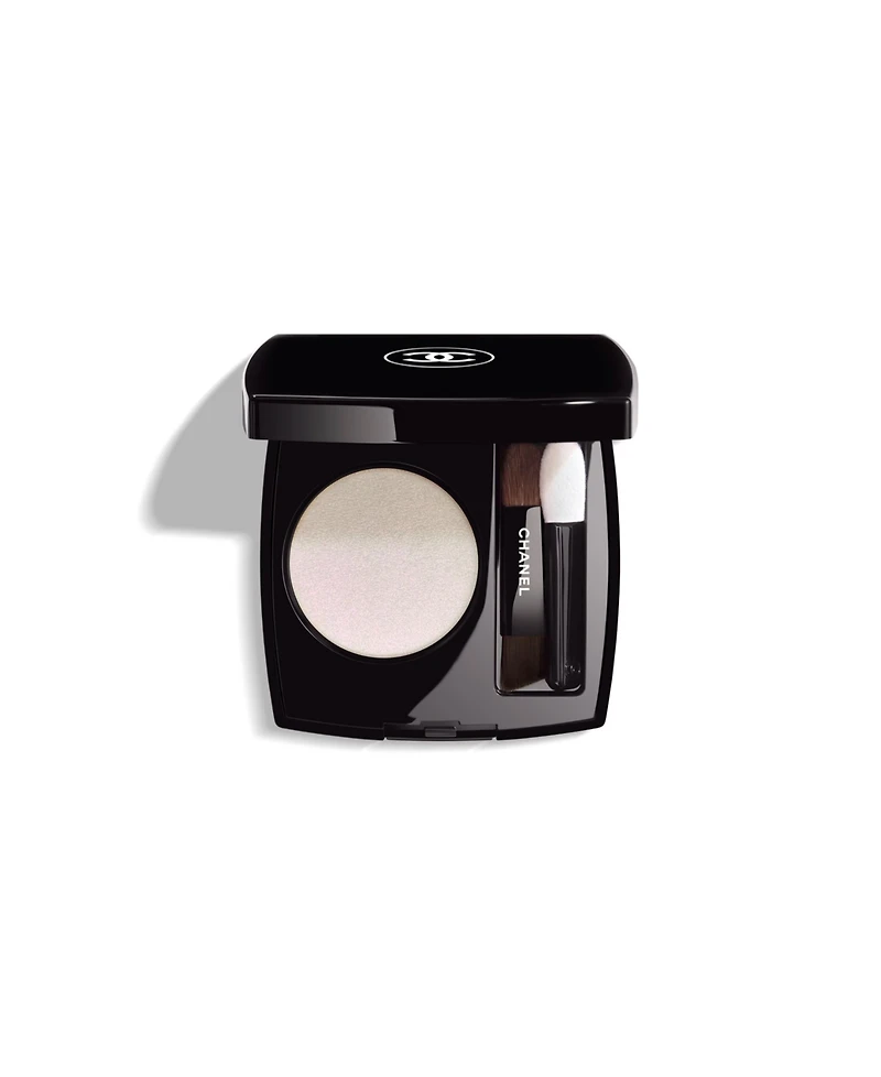 CHANEL OMBRE ESSENTIELLE Multi-Use Longwearing Eyeshadow