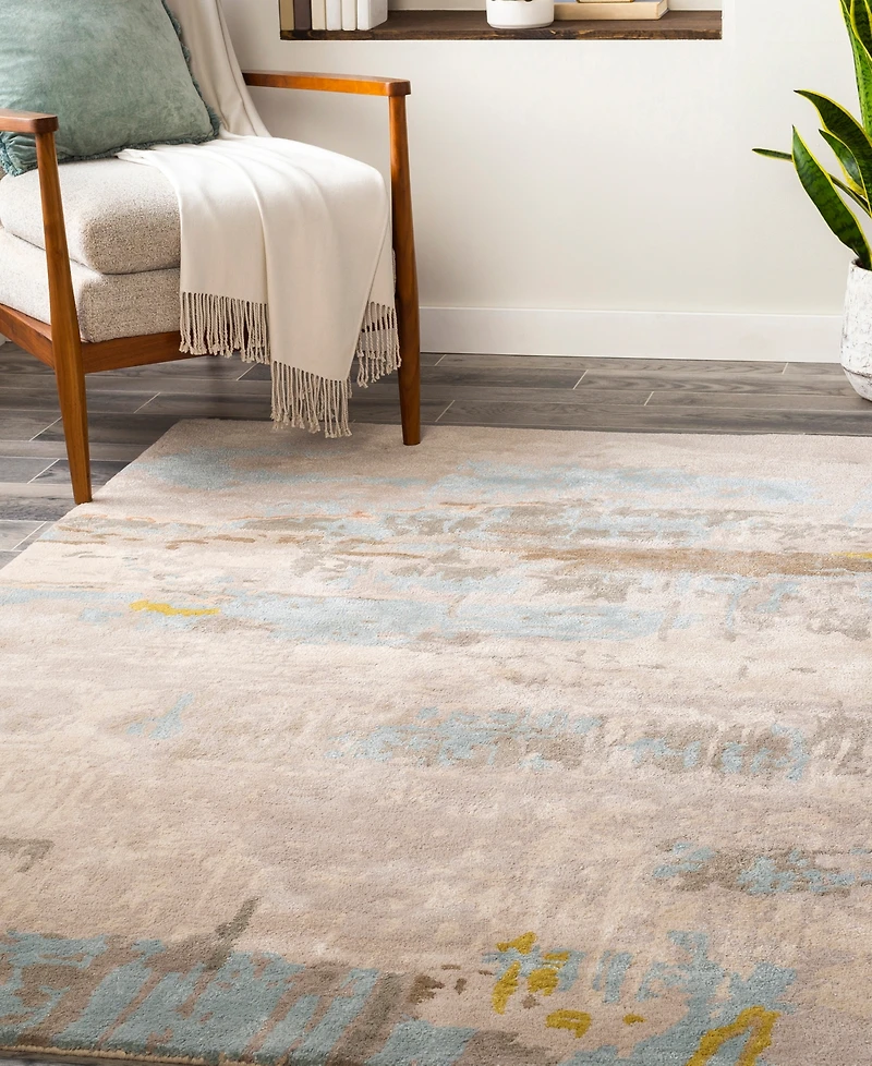Surya Kavita 13934 2'x3' Area Rug