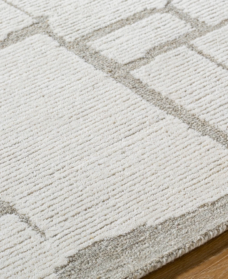 Livabliss Bianca 530223 5'x7'6" Area Rug