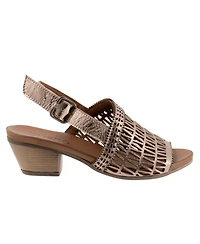 Bueno Lia Pump