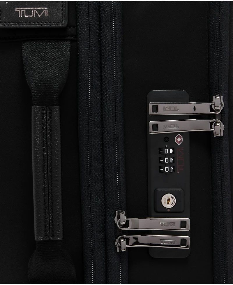 Tumi Voyageur Leger Continental Expandable Carry-On