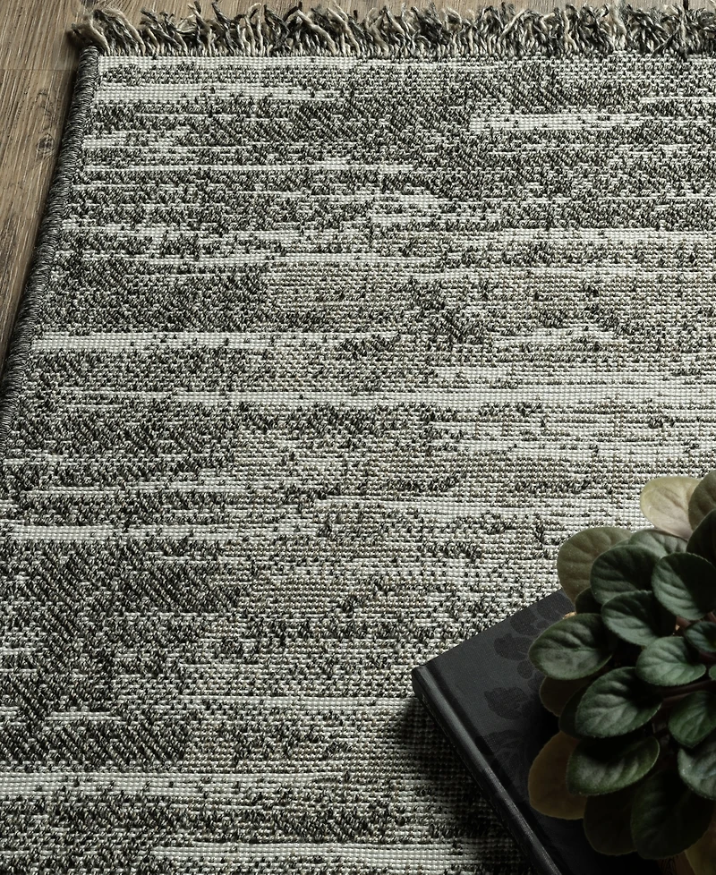 Oriental Weavers Gillian 1622E 7'10x10' Area Rug