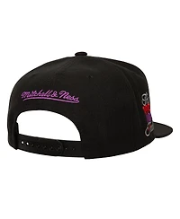 Mitchell & Ness Men's White/Purple Chicago Bulls Core Snapback Hat