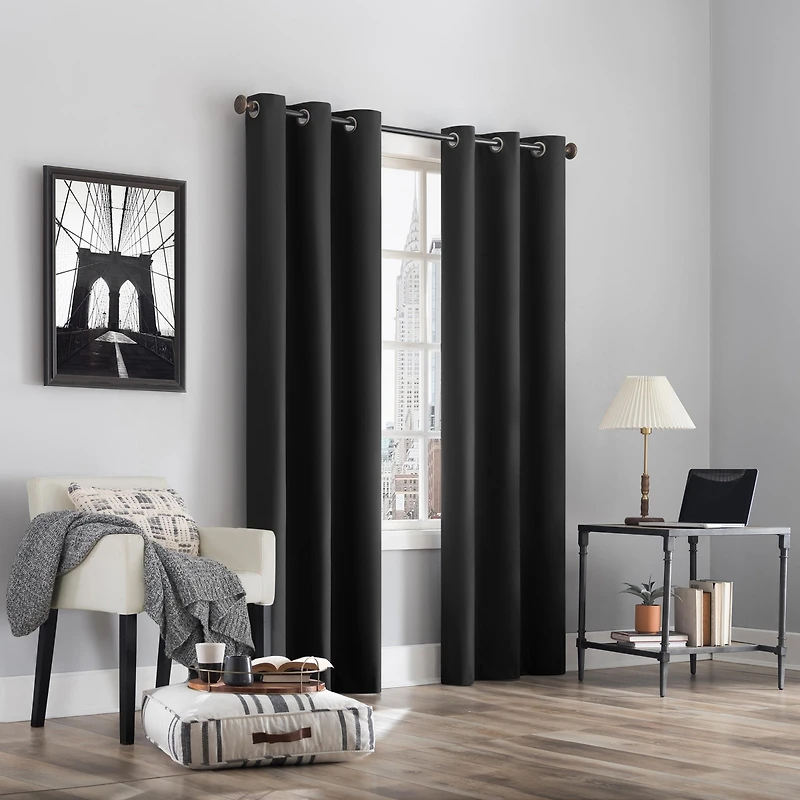Cyrus Thermal 100% Blackout Grommet Curtain Panel