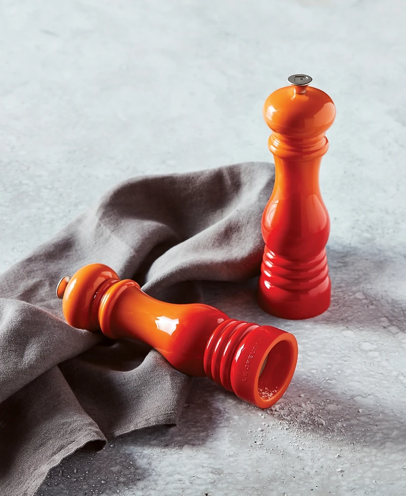 Le Creuset 8" Salt and Pepper Mill Set, Flame