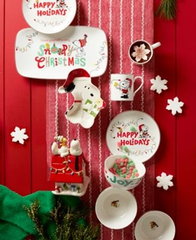 Lenox Snoopy Christmas Dinnerware Collection