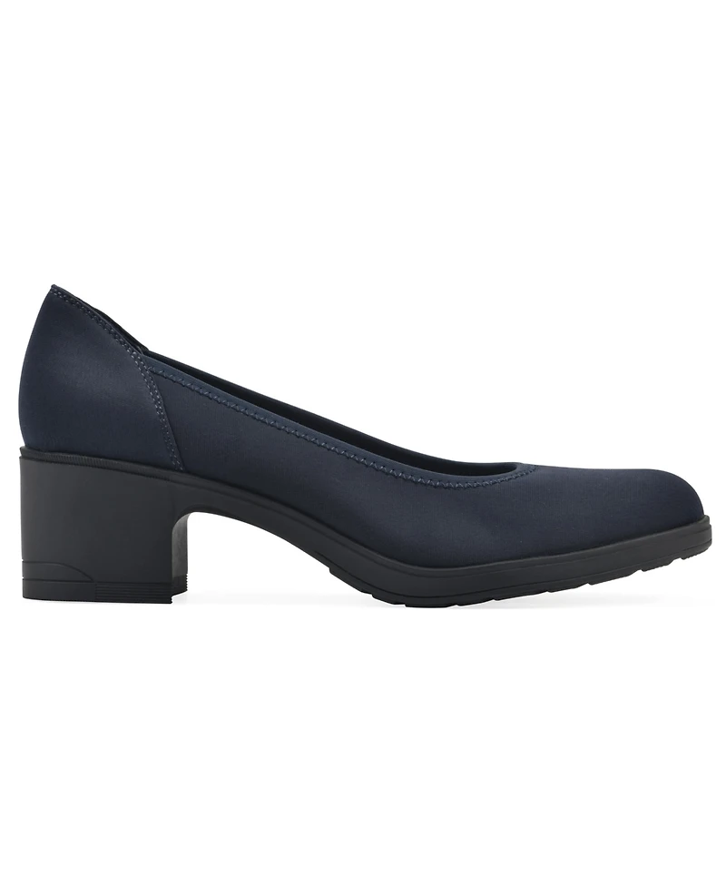 Cliffs by White Women's Mountain Huntor Block Heel Pumps