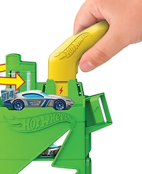 Hot Wheels City Super Recharge Fuel Station Toy Car