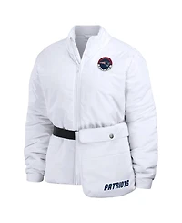 Wear by Erin Andrews Women's White New England Patriots Packaway Full-Zip Puffer Jacket