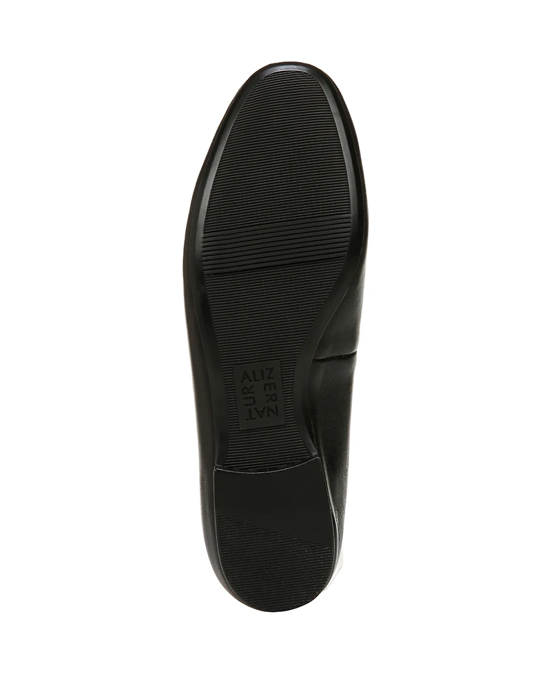 Naturalizer Women's Kelly-Ballet Square Toe Flats