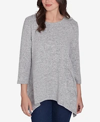 Ruby Rd. Petite Scoop Neck Solid Hatchi Knit Sharkbite Top with Fabric Splicing Detail