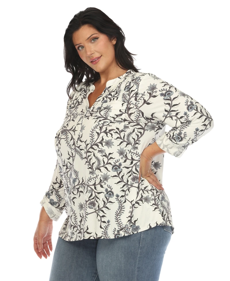 White Mark Plus Paisley Button Front Tunic Top