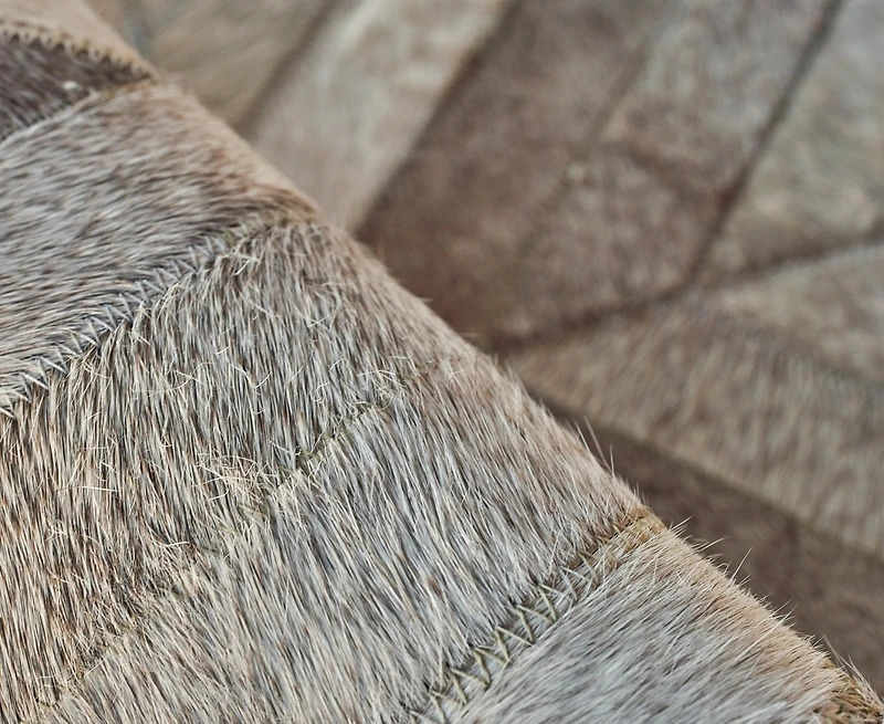 Exquisite Rugs Natural Hide 5'x8' Area Rug