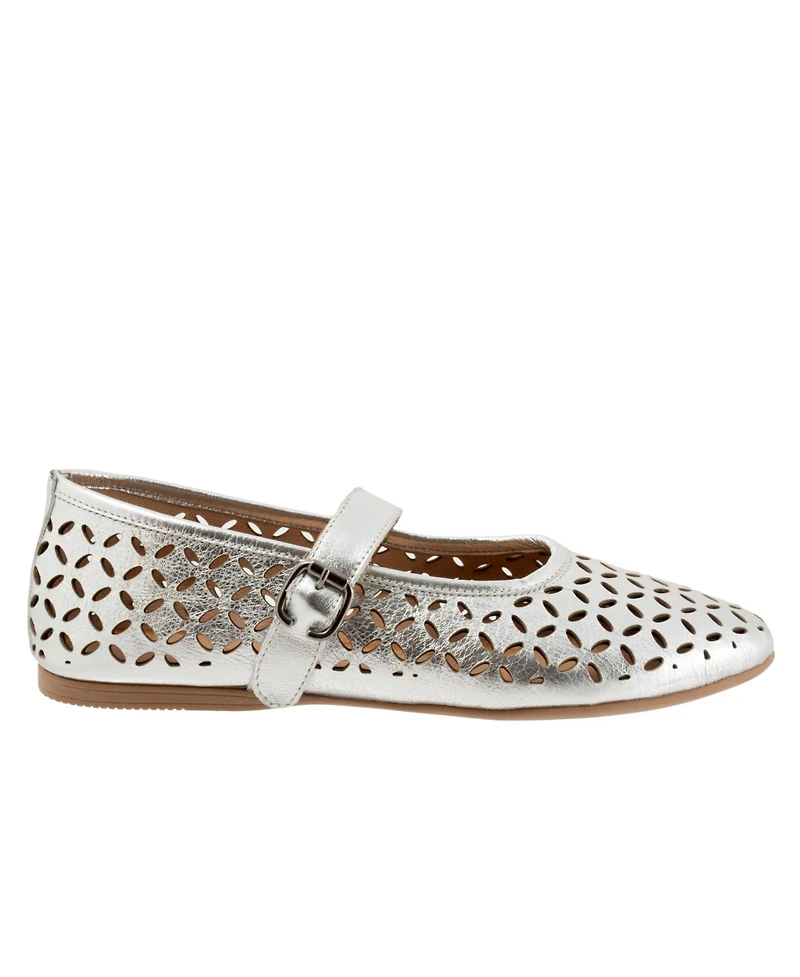 Bueno Kehlani Flat