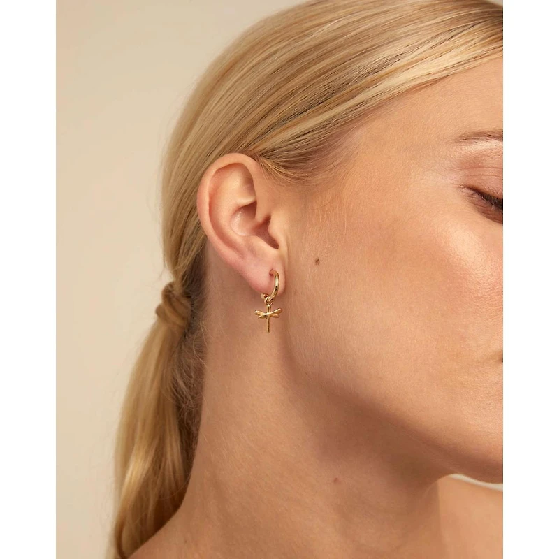 UNOde50 Metal Alloy Piercing Type Hoop Earring