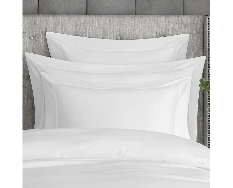Togas Sensa Sham Queen white