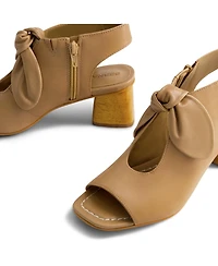 Bernardo Footwear Lizzie Heel