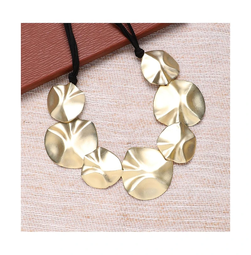 Sohi Women's Whispering Willow Statement Necklace