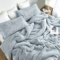 Coma Inducer Oversized Comforter - The Original Plush - Frosted Arctic Ice , Queen