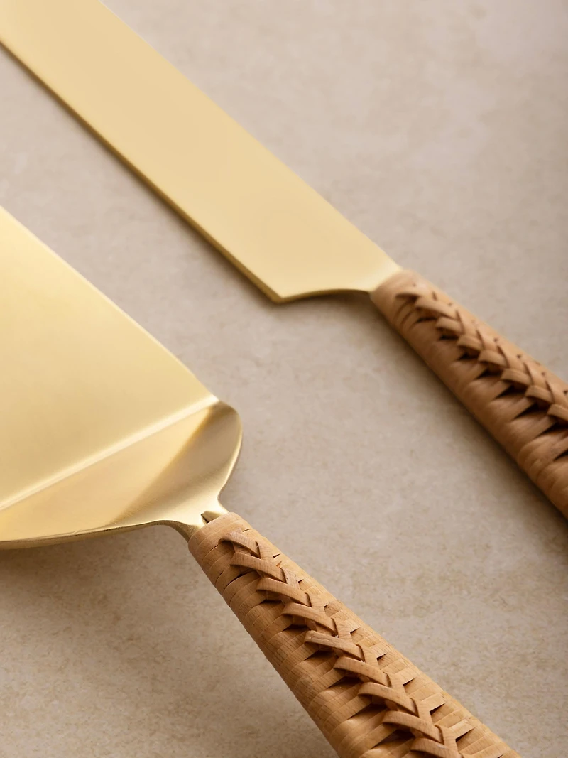 Gauri Kohli Helsinki Cake Servers