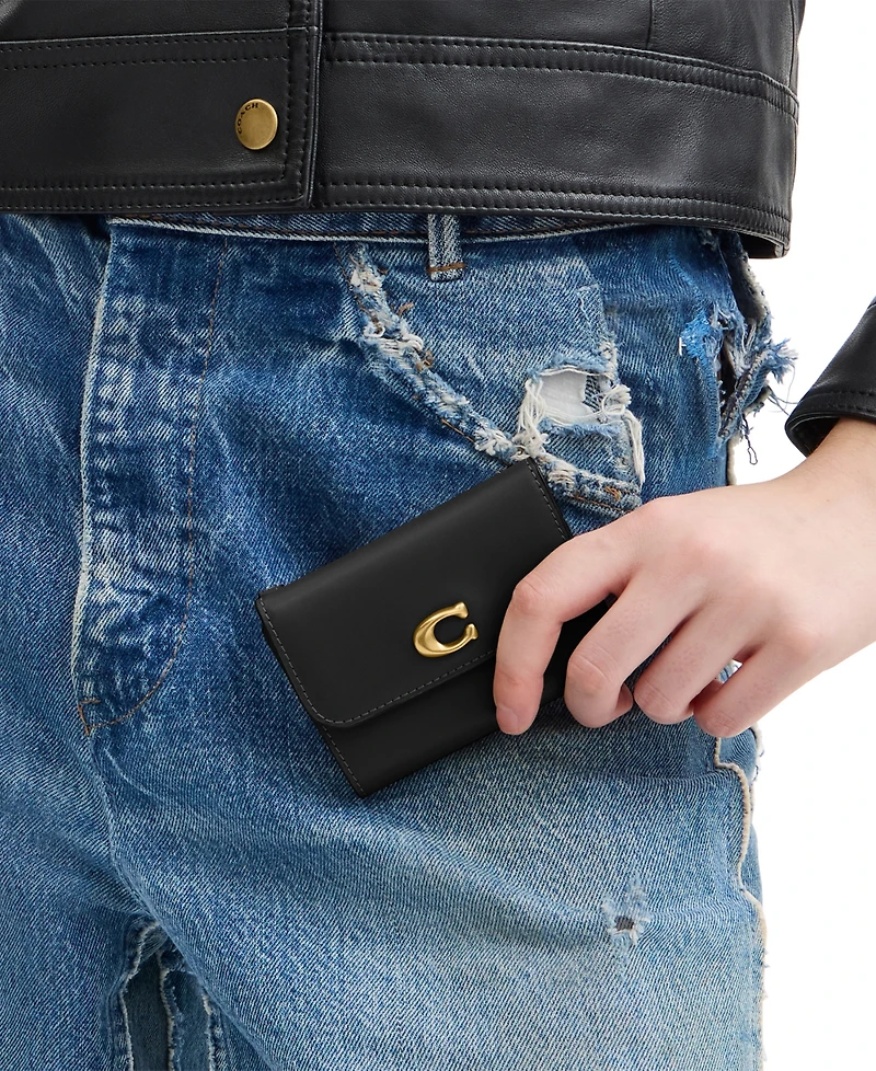 Coach Essential Leather Card Holder Wallet