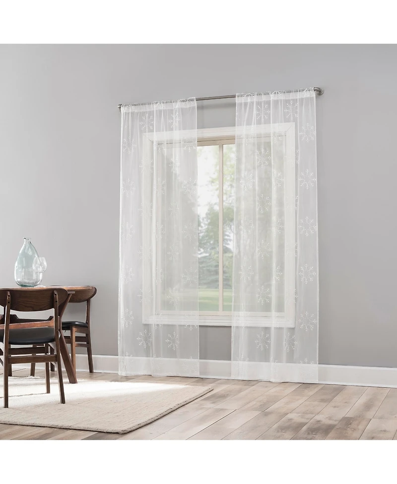 Christmas Pickup Truck Semi-Sheer Rod Pocket Kitchen Curtain Valance