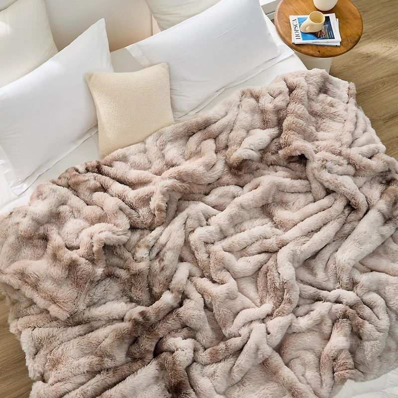 Snowball Chunky Bunny - Coma Inducer Blanket - Taupe Desert