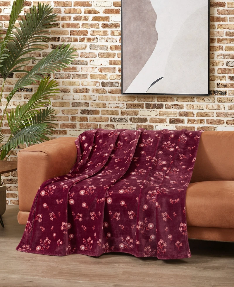 Lucky Brand Daisy Floral Cozy Plush Throw, 50" x 70"