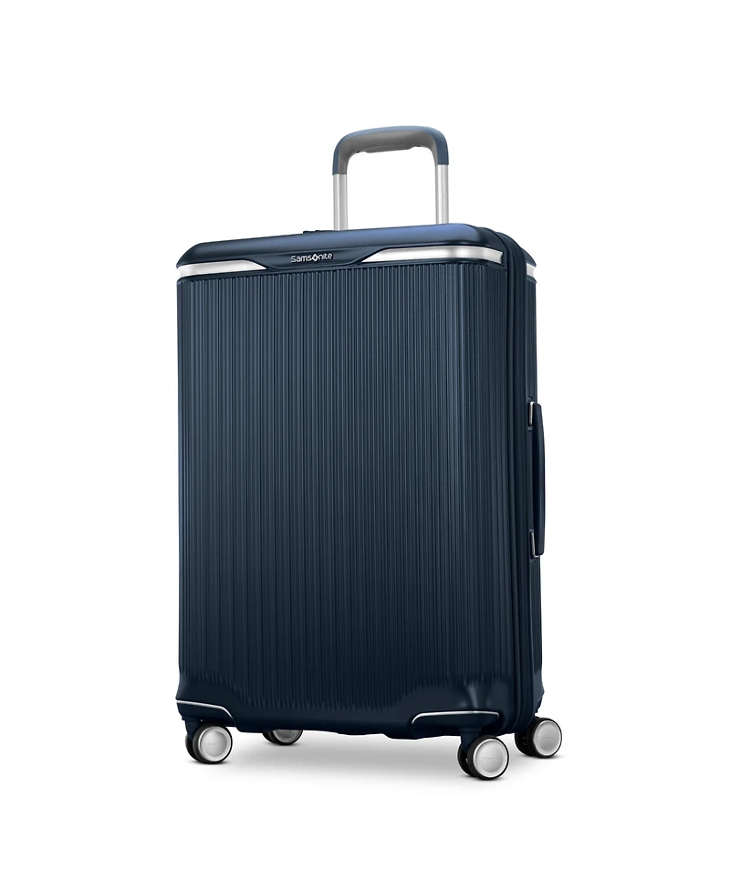 Samsonite Silhouette 18 Expandable 27.5" Check-in Spinner